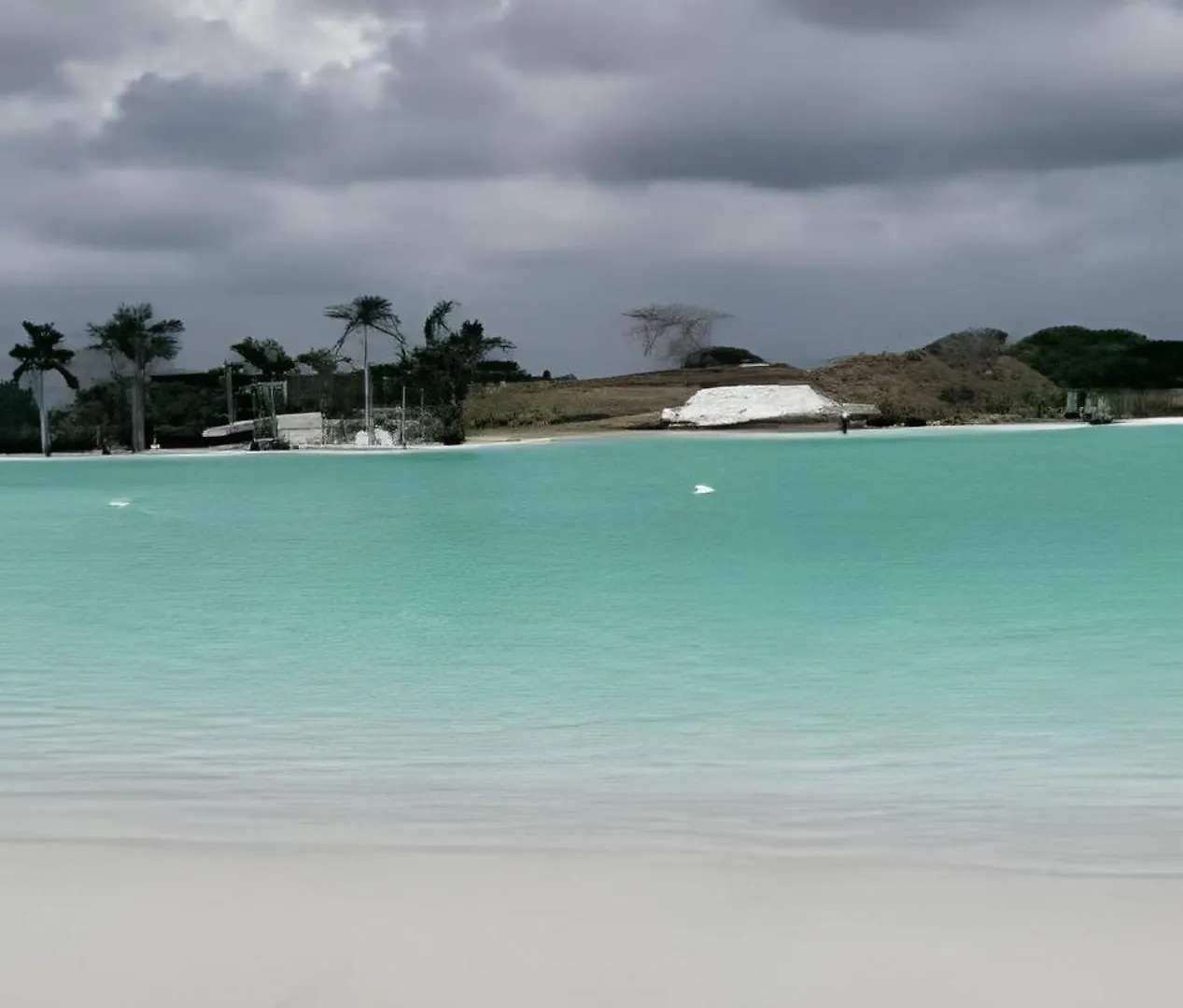 Apartamento De Lujo En Baia Kristal Cartagena