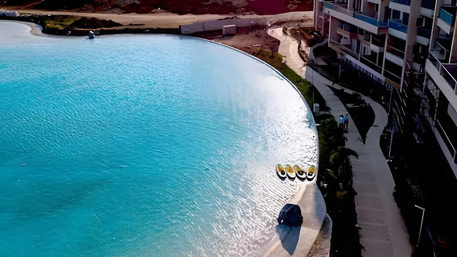 Apartamento De Lujo En Baia Kristal Cartagena Apartment